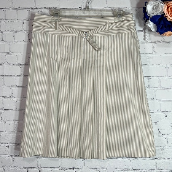 NWOT Tommy Hilfiger striped pleated skirt w/ belt - Picture 1 of 11